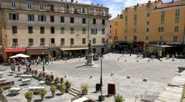 1 Place Saint-Marcel Apartment Corte  Luaran gambar